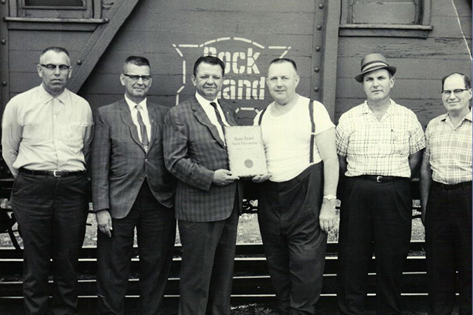 Jake Wodke Sr., second from right.